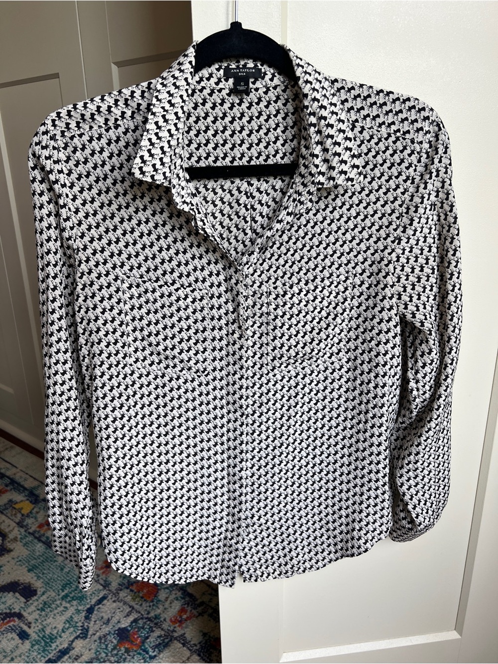 Ann Taylor Silk Stag Deer Print Button Down Blouse small